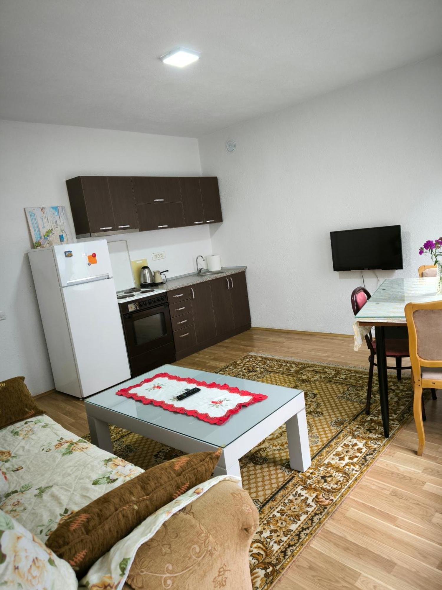 Ristevski Apartment Bitola Esterno foto